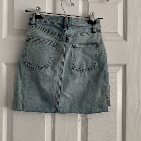 Wilfred Denim Skirt - Picture 4 of 5